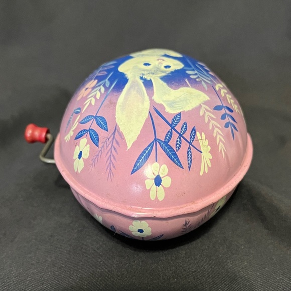 Vintage 1950's Mattel Tin Windup Easter Bunny Music Box Egg - Picture 4 of 7